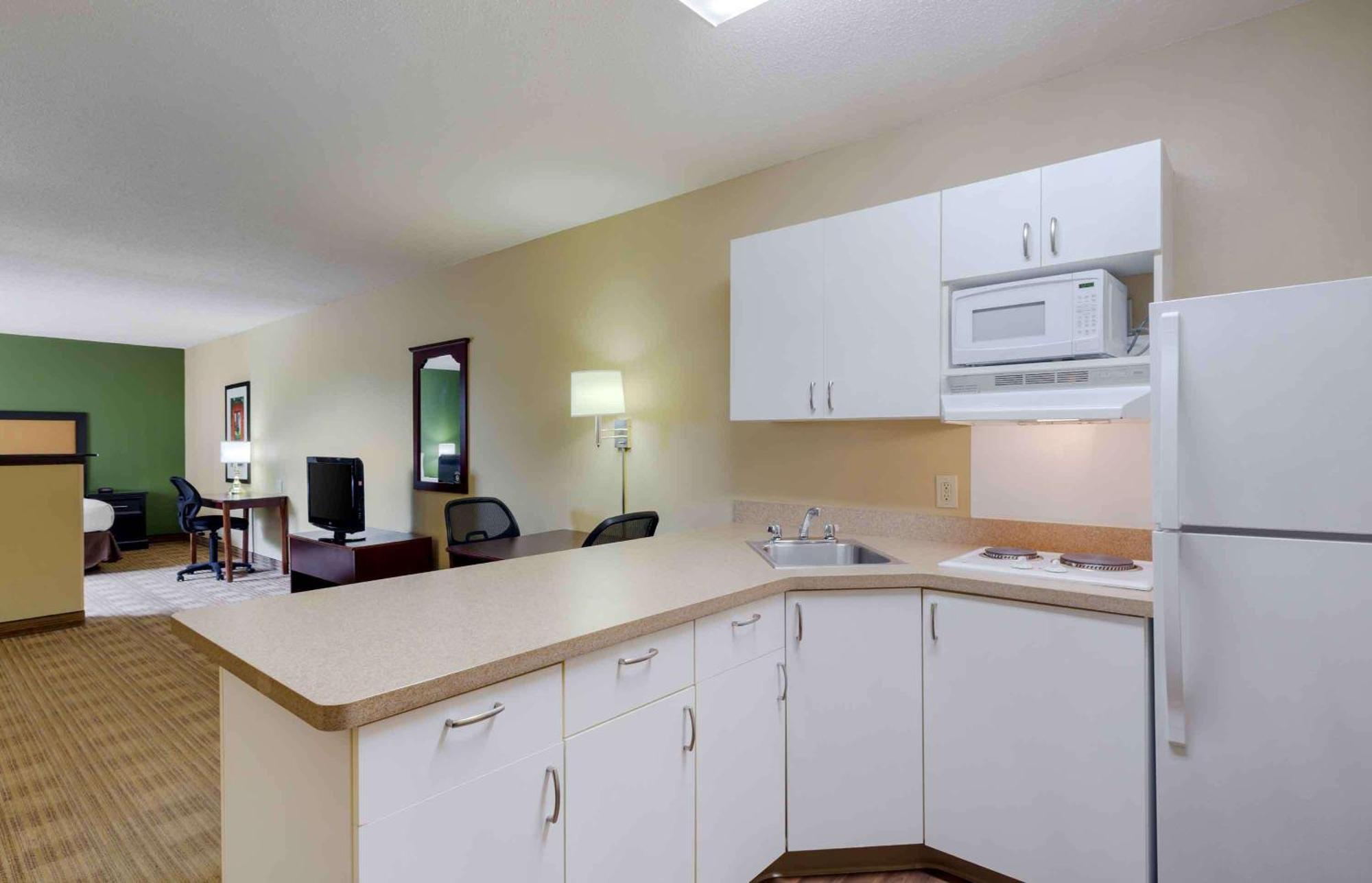 Extended Stay America Suites - Long Island - Bethpage Exterior photo