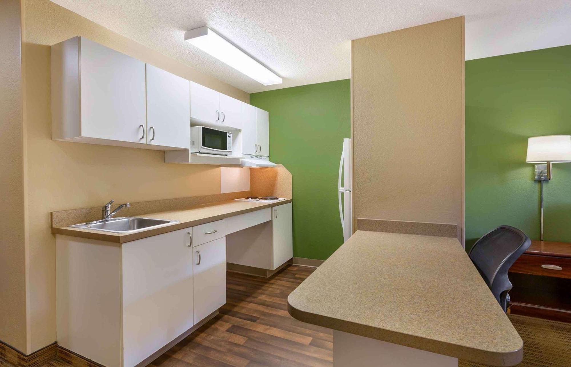 Extended Stay America Suites - Long Island - Bethpage Exterior photo