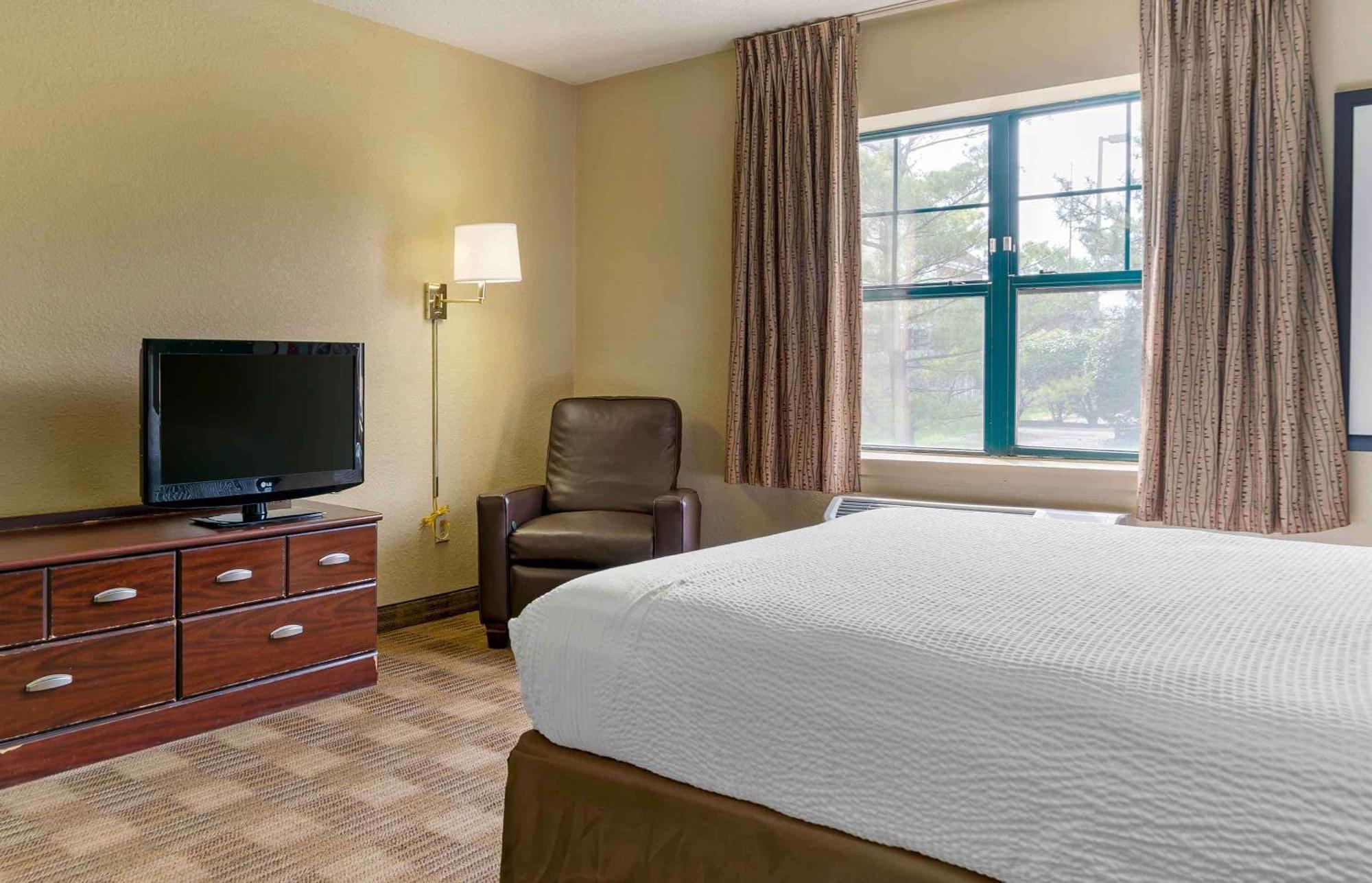 Extended Stay America Suites - Long Island - Bethpage Exterior photo