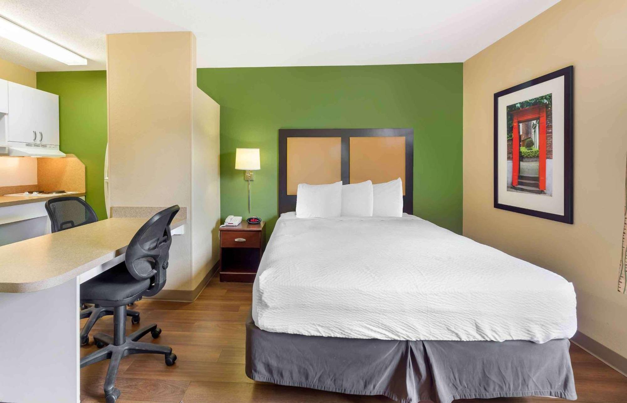 Extended Stay America Suites - Long Island - Bethpage Exterior photo